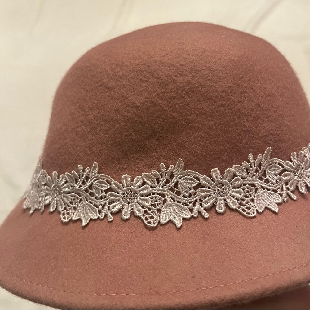 Elegant Pink Lace-Trimmed Women's Hat - Picture 2 of 10